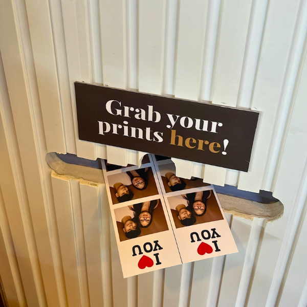 Grab your prints display